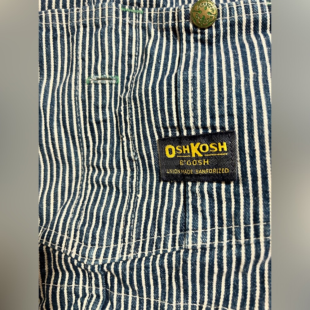 🚂Adult Vintage Oshkosh B'Gosh Railroad Pinstripe Denim Overalls🚂 - Picture 4 of 12